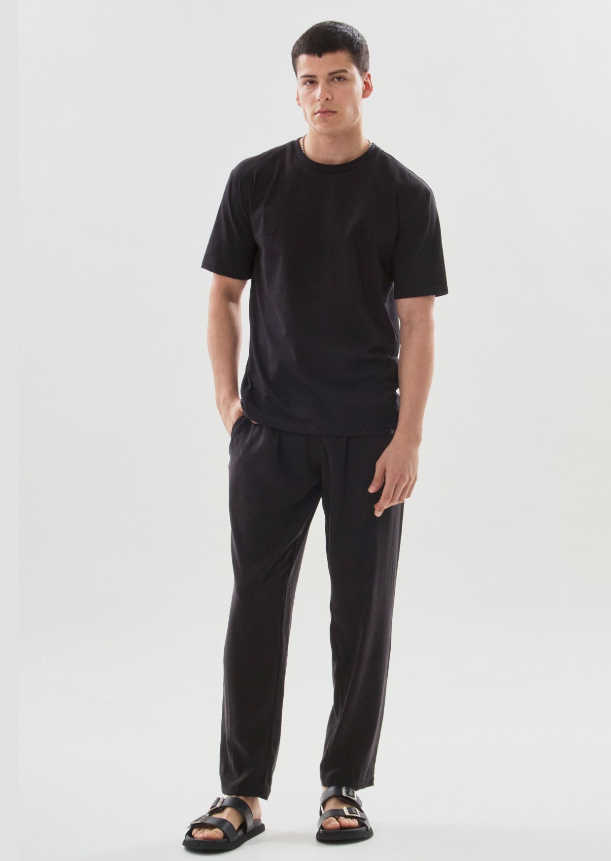 pantalon calipso negro 4