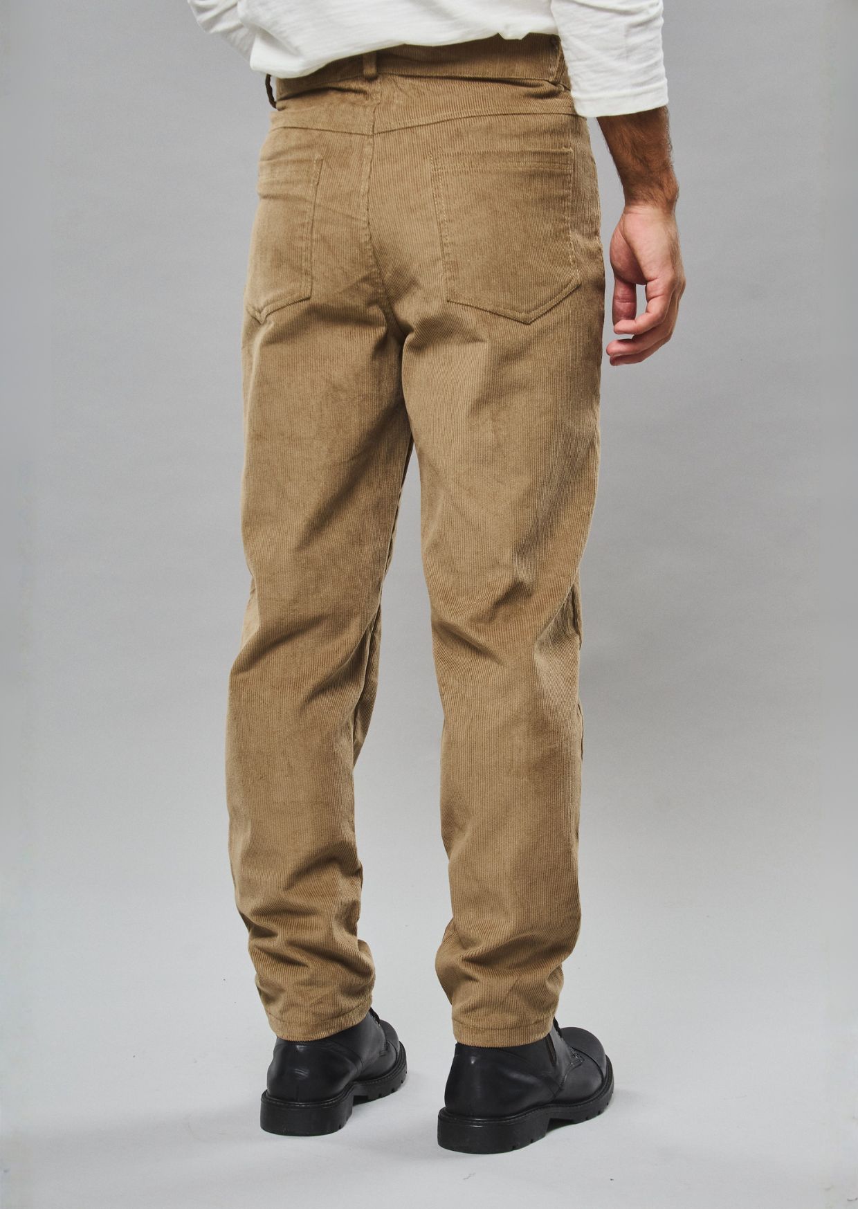 2 Pantalón Darwin Camel